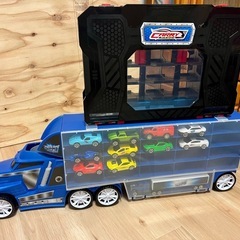 ミニカー　収容　おもちゃの画像