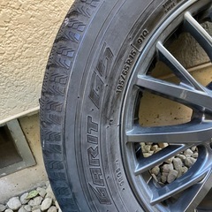 スタッドレスタイヤ　195/65R15の画像