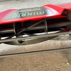 手押し芝刈りの画像