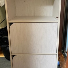 棚 ラック カラーボックス 扉付き 三段 の画像