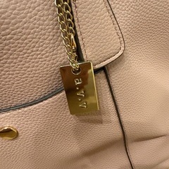 a.v.v カバンの画像