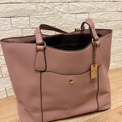 a.v.v カバンの画像