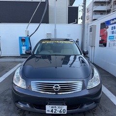 ニッサン スカイライン  サンルーフ　パドルシフトの画像