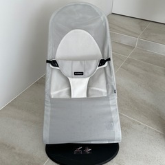 【ベビービョルン】バウンサー Bliss（メッシュ・ライトグレー）引き取り限定の画像