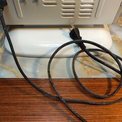 2016年　HITACHI 日立 ヒタチ ハロゲンヒーター HLH-304Hの画像