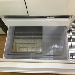 【トレファク神戸新長田店 買取/販売】取りに来られる方限定！SHARPの6ドア冷蔵庫20年製のご紹介です！の画像