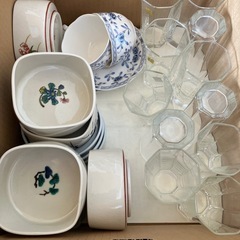 食器まとめてお譲りしますの画像