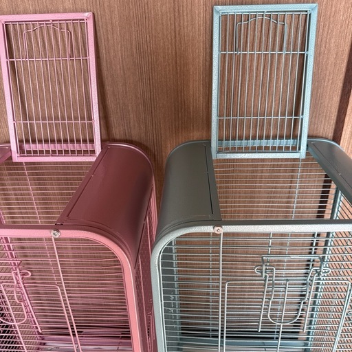鳥かご2台セット➕1台　年内引き取り希望。　最終値下げ