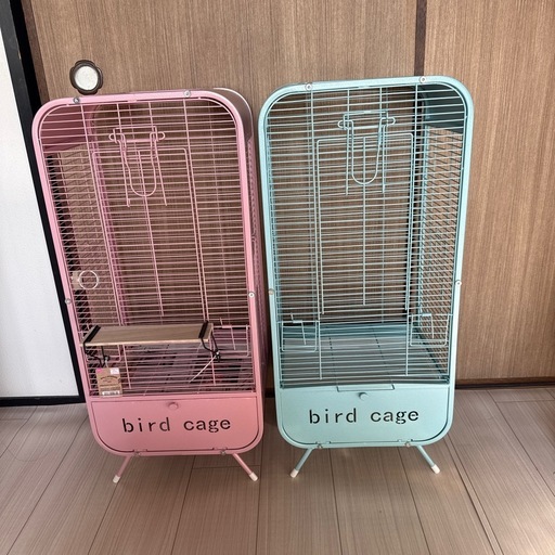 鳥かご2台セット➕1台　年内引き取り希望。　最終値下げ