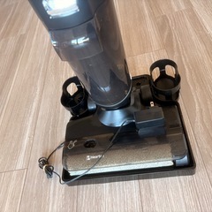水拭き掃除機 【自走式設計・吸引＆水拭き2in1】の画像
