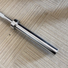 【超美品‼️】定価17,930円♪ ワイルドフィット 200kg対応 バーベルシャフト オリンピック 1830mm ベアリングタイプ 約180cmの画像
