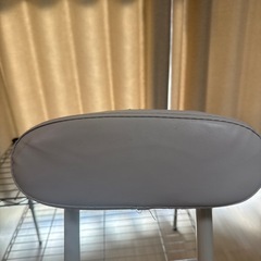 折りたたみ椅子の画像