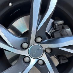 スタッドレスタイヤ　18インチの画像