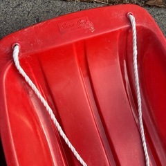 除雪　荷物運び　赤い そり　2つセットの画像