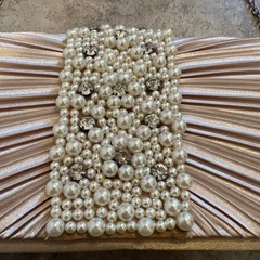 パールビジュークラッチバッグの画像