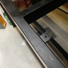 作業台のアイアンフレームの画像