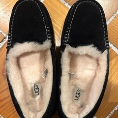 UGG モカシン　スリッポン　24の画像