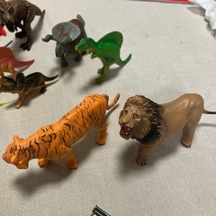 恐竜おもちゃの画像