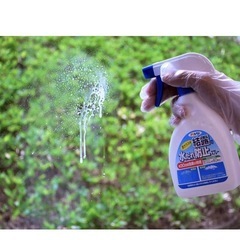 掃除用具　窓ガラス　結露の水だれ防止スプレーの画像