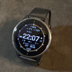 GARMIN(ガーミン) VenuGPSスマートウォッチ　箱、説明書、充電器付きの画像