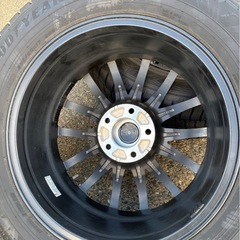 アルファード スタッドレス グッドイヤーアイスナビ8 225/60R17の画像