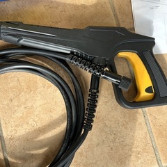 アイリスオーヤマ 高圧洗浄機 超軽量モデル 重さ3kg高圧ホース5m付属 の画像