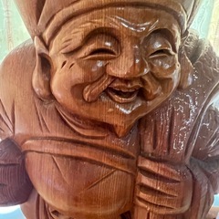 七福神の木彫り人形の画像