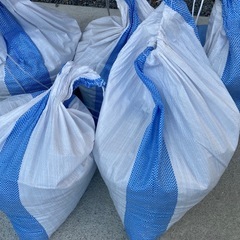 【中古】砂利　バラス　1袋20kg超　100円　10袋以上ありの画像