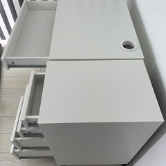 新品 未使用 IKEA ミッケ MICKE デスク 引き出しユニット セットの画像