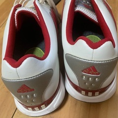 adidasゴルフシューズ（未使用）の画像