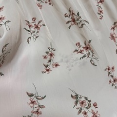 ドロシーズ　花柄オフショルダーブラウスの画像