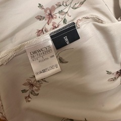 ドロシーズ　花柄オフショルダーブラウスの画像