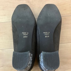 Adevivre22.5センチ4センチビールパンプス　ブラウンの画像