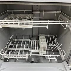 J3295　Panasonic パナソニック　食器洗い乾燥機　NP-TH1-W　2018年製　クリーニング済み　【リユースのサカイ柏店】参考価格93,280円の画像