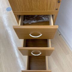 A-758【リユースのサカイ野々市店】ジモティ来店特価‼  本棚 木製 木目調 ブラウンクリーニング済みの画像