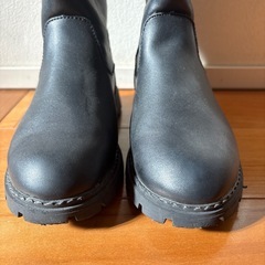 kidsブーツ　ファー付きの画像