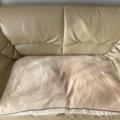 【窪み有】ソファ　無料　2人掛けの画像
