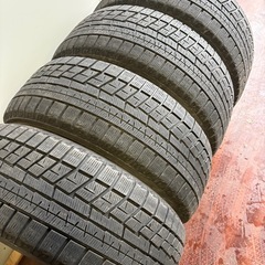 215/50/17冬ヨコハマの画像