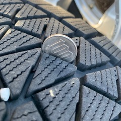 ハイエース　ハイラックス等に　アルミホイール付きスタッドレスタイヤの画像