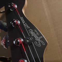 値下げ！Squier Standard Jazz Bassの画像