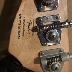 値下げ！Squier Standard Jazz Bassの画像