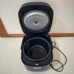 アイリスオーヤマ　炊飯器
の画像