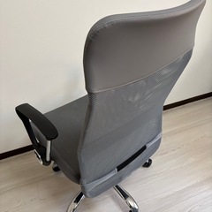 【美品】メッシュオフィスチェア グレー／8月購入／引き取り限定の画像