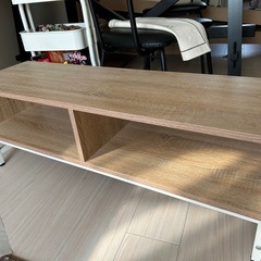 テレビ台はまだ新品同様で、傷はありませんの画像