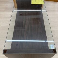 A-762【リユースのサカイ野々市店】ジモティ来店特価‼ ガラスローテーブル 木製 ブラウン クリーニング済みの画像