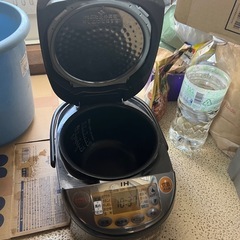 象印　炊飯器の画像