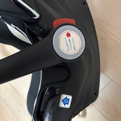 本日限定価格極美品マムズキャリー MCブライト3 チャイルドシート B-5003の画像