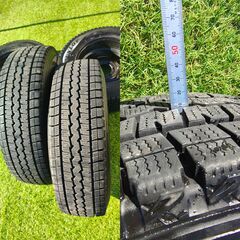 【中古】ハイエース(200系)スタッドレス WINTER MAXX 4本セットの画像