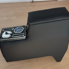 （未使用品）Cartist アームレスト トヨタ 新型ノアヴォクシー 90系コンソールボックスの画像