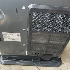 コロナ石油ファンヒーターと電気赤外線ヒーター合計2台分の画像
